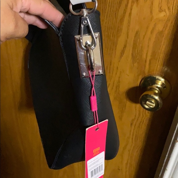 Catherines Mara Saddle Bag - Picture 6 of 8